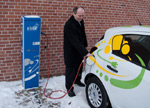 an der Stromtankstelle